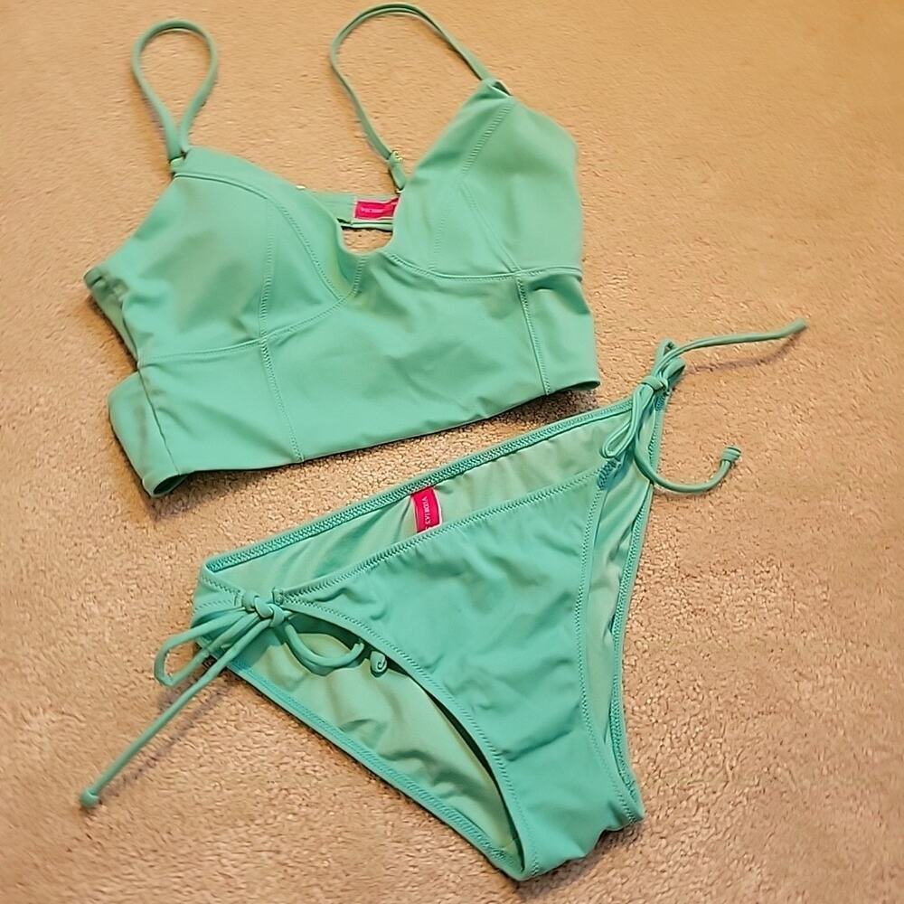Women’s Victoria’s Secret Mint 2 Piece Bikini Set Tied Bottoms ~ Size Small
